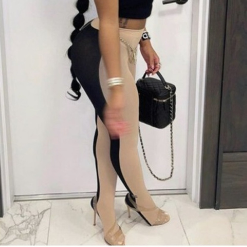 Sexy 2 Tone Legging W/ Booty Footies 1/2 Brown & Black stockings/leggings/ pants